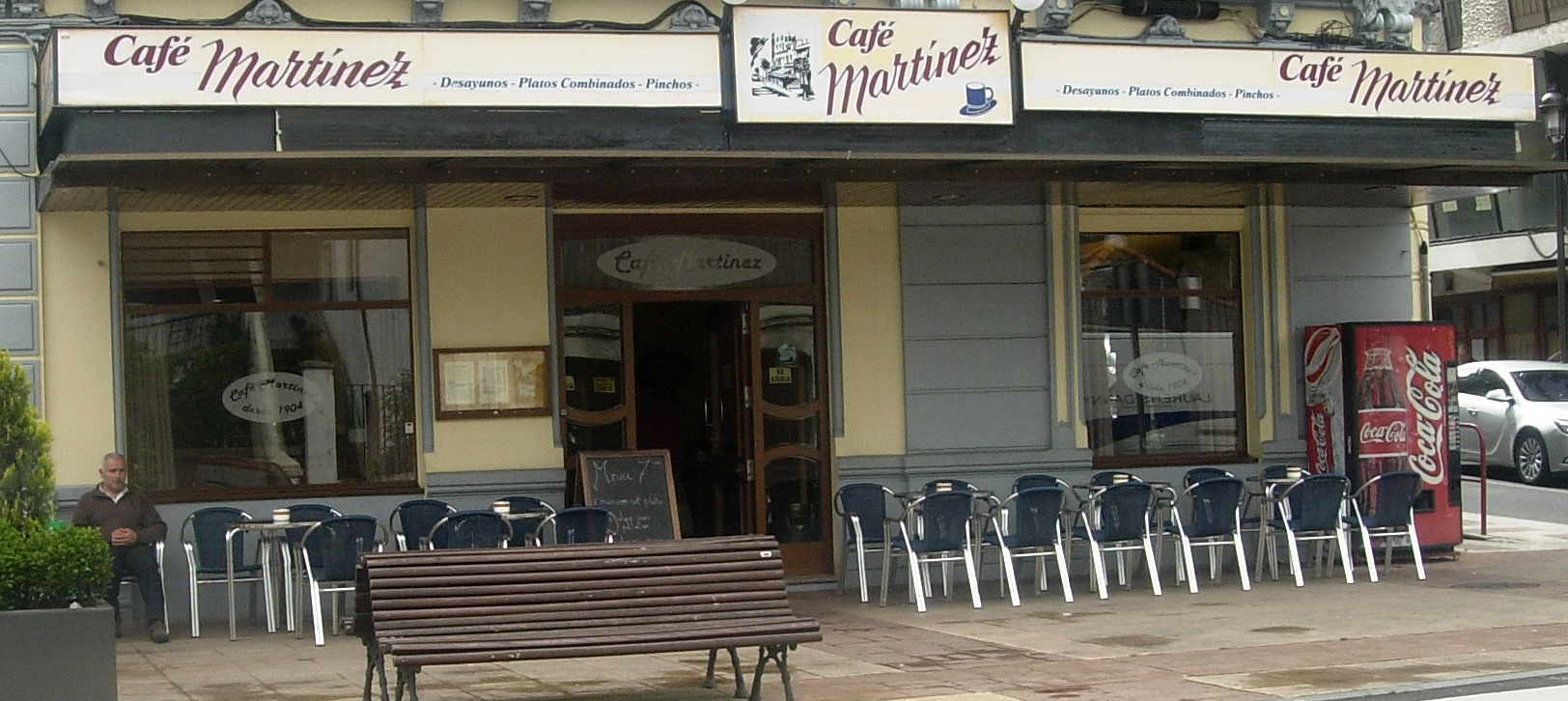 Cafetería Martinez, Navia